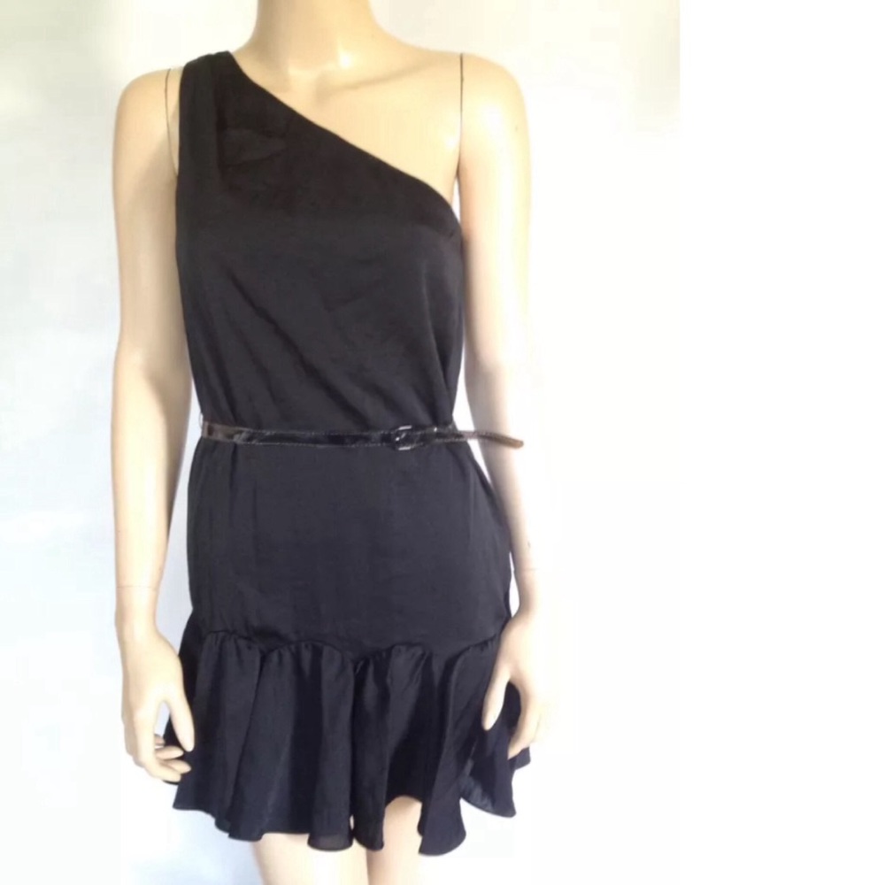 BCBGeneration DRESS ONE SHOULDER RUFFLE BELTED - Picture 5 of 6